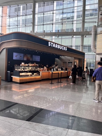病院内のスタバ