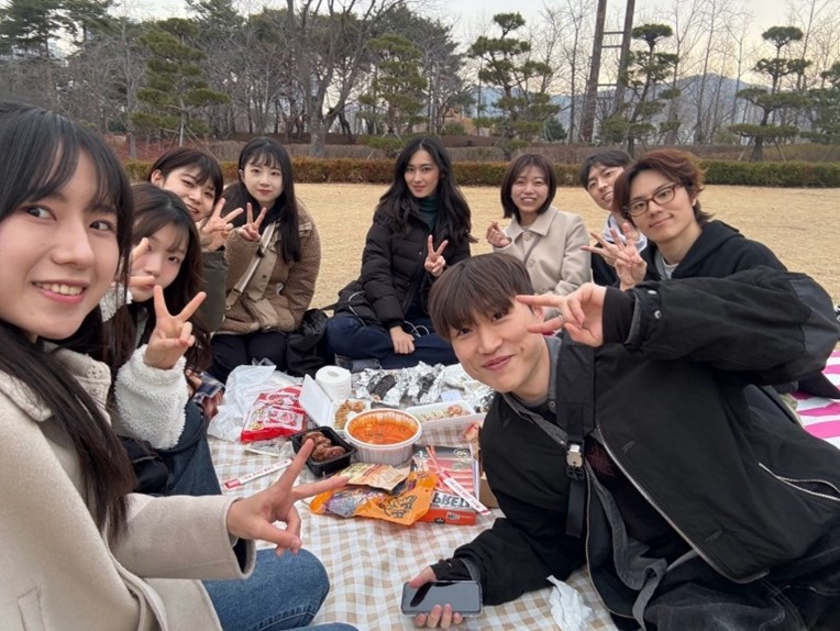 公園でピクニック