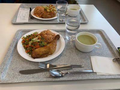 食堂でのドイツ料理