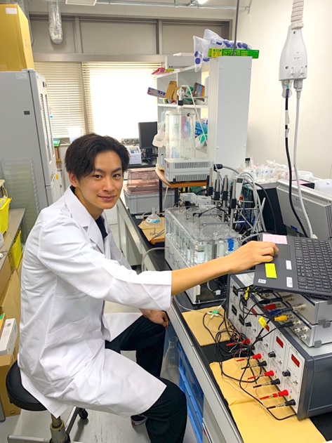 Organ bathを用いた研究の様子